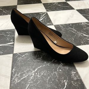A new day wedge heel
